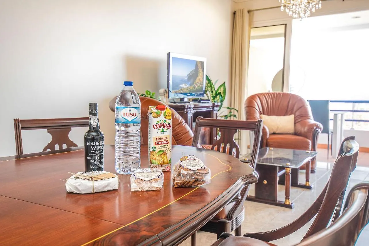 Sea And Sunset View Apartment In Funchal  Funchal (Madeira)