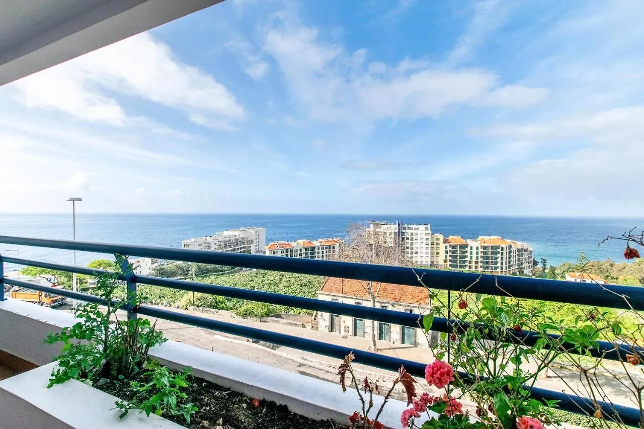 Sea And Sunset View Apartment In Funchal Funchal (Madeira)